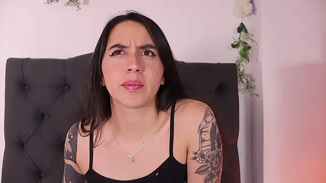 kaylee lee online show from February 2026 04:33:01 AM