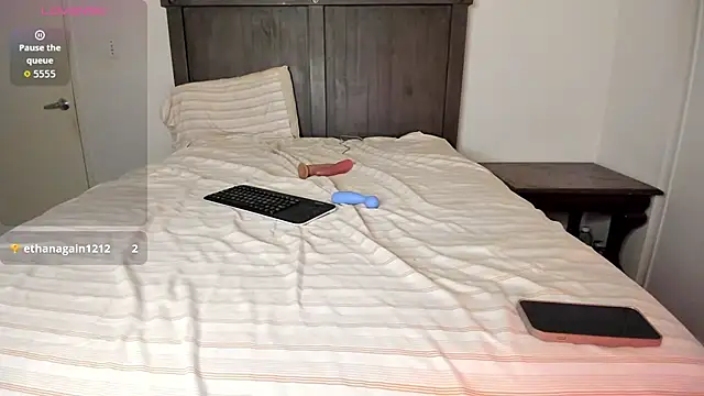 Snapshot of mayaamor chatting on November 2025 06:13:01 AM mayaamor online show from November 2025 06:13:01 AM