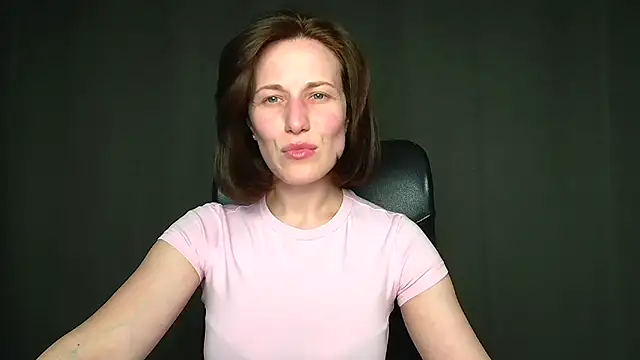 Kelly Kisss online show from May 2026 11:15:01 AM