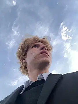 pbyariel- online show from October 2025 04:57:01 PM