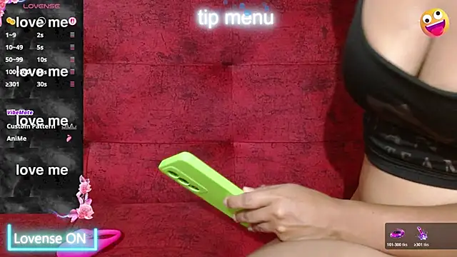 Snapshot of naomi_powel chatting on February 2026 09:11:01 PM naomi powel online show from February 2026 09:11:01 PM