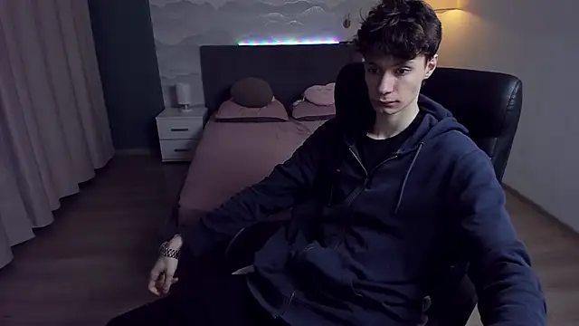 Edvard Blare online show from October 2025 05:03:01 PM