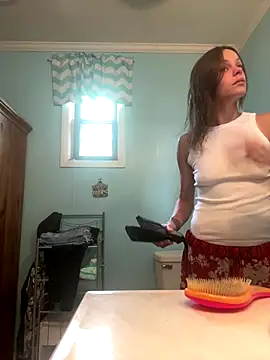 Candy Shower online show from September 2025 03:45:02 PM