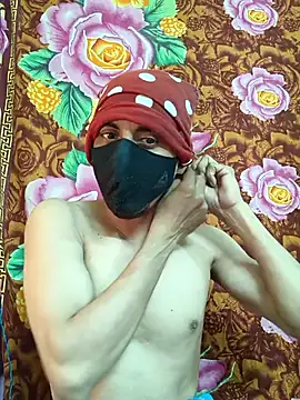 Seducing couple online show from February 2026 09:14:02 AM