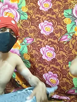 Snapshot of Seducing_couple chatting on February 2026 05:36:02 PM Seducing couple online show from February 2026 05:36:02 PM