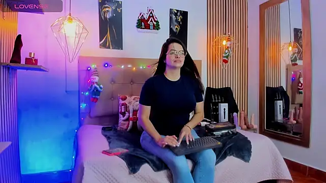  samanthaa foxx online show from December 2025 11:06:02 AM