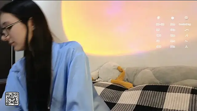 OdelynBagge online show from October 2025 06:18:01 PM