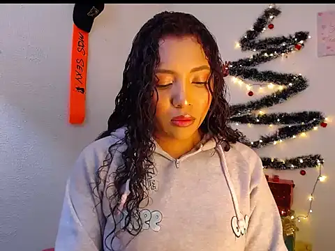 Snapshot of warisg__ chatting on November 2025 04:23:02 AM warisg online show from November 2025 04:23:02 AM