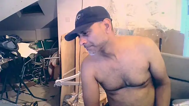mista sista fista online show from June 2026 12:37:01 AM