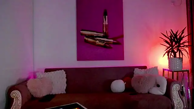 oliviathea online show from February 2026 01:53:02 AM