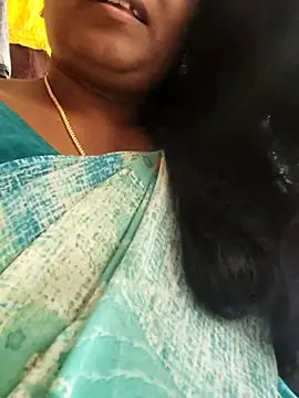 Snapshot of papukurty chatting on September 2025 06:35:01 AM papukurty online show from September 2025 06:35:01 AM