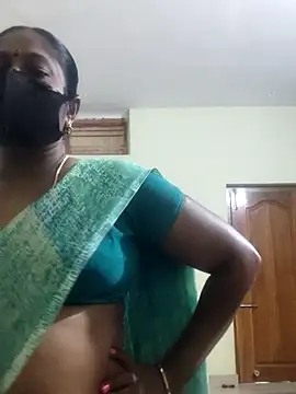 Snapshot of papukurty chatting on September 2025 06:58:02 AM papukurty online show from September 2025 06:58:02 AM