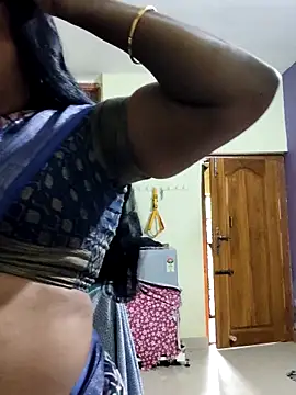 Snapshot of papukurty chatting on October 2025 12:03:01 PM papukurty online show from October 2025 12:03:01 PM