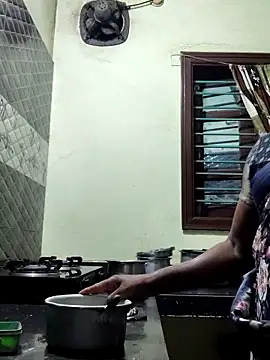 Snapshot of papukurty chatting on October 2025 12:19:01 AM papukurty online show from October 2025 12:19:01 AM