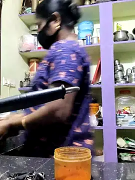 Snapshot of papukurty chatting on October 2025 01:52:02 AM papukurty online show from October 2025 01:52:02 AM