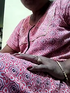 Snapshot of papukurty chatting on May 2026 04:30:01 AM papukurty online show from May 2026 04:30:01 AM