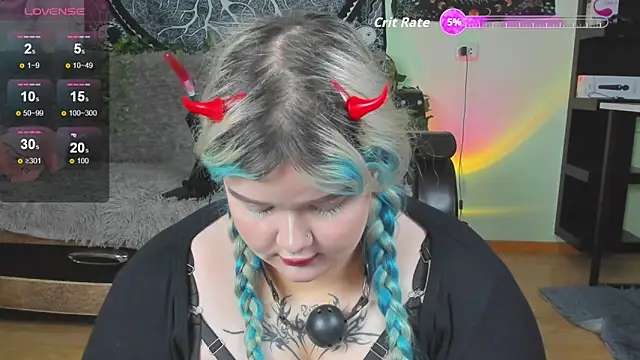 Snapshot of _CandyM1lky_ chatting on October 2025 06:43:01 AM CandyM1lky online show from October 2025 06:43:01 AM