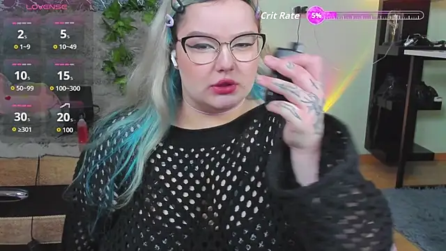 Snapshot of _CandyM1lky_ chatting on November 2025 07:29:02 AM CandyM1lky online show from November 2025 07:29:02 AM