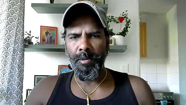 frenchblackc31 online show from May 2026 02:23:01 PM