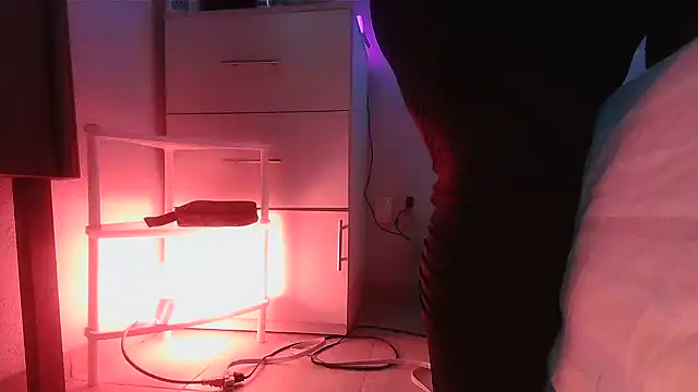 Snapshot of SatiroyNinfa chatting on March 2026 09:43:01 PM SatiroyNinfa online show from March 2026 09:43:01 PM