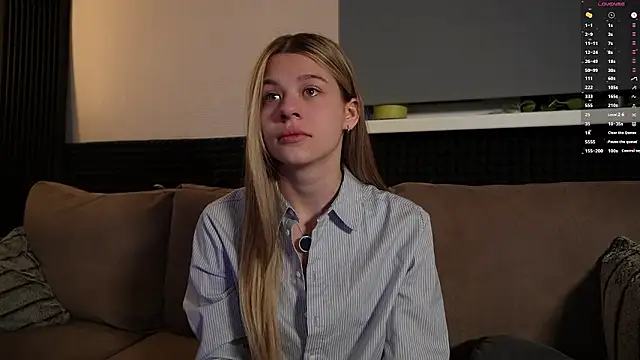 Snapshot of AnneVerity chatting on March 2026 07:50:02 PM AnneVerity online show from March 2026 07:50:02 PM