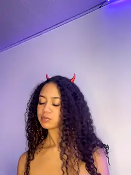 jadee8 online show from October 2025 08:36:02 PM