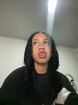 Snapshot of jadee8 chatting on March 2026 02:37:01 AM jadee8 online show from March 2026 02:37:01 AM