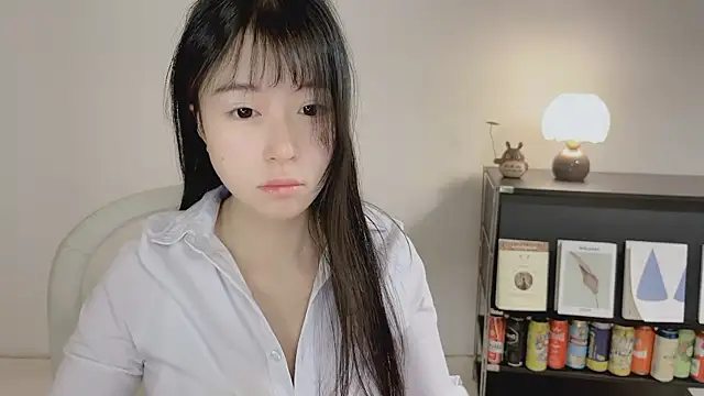 Onechestnut online show from May 2026 05:04:02 AM