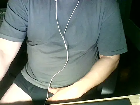 Snapshot of zee06 chatting on April 2026 08:20:02 PM zee06 online show from April 2026 08:20:02 PM