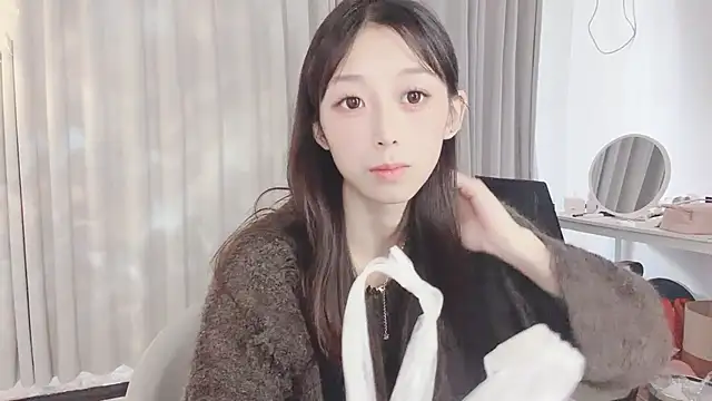 jiangjiang caicai online show from November 2025 03:39:01 AM