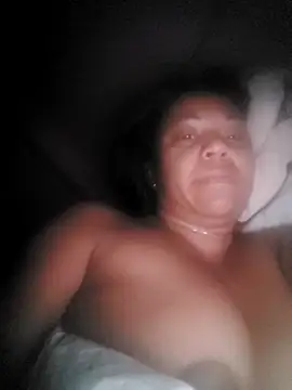 Snapshot of chiaralovelove chatting on October 2025 02:45:02 AM chiaralovelove online show from October 2025 02:45:02 AM