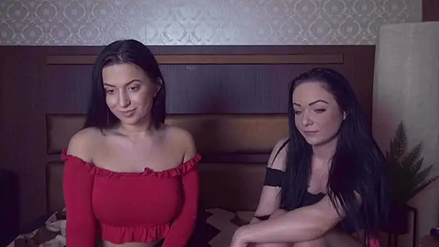 Snapshot of BustyBrunettes chatting on December 2024 03:17:02 PM BustyBrunettes online show from December 2024 03:17:02 PM