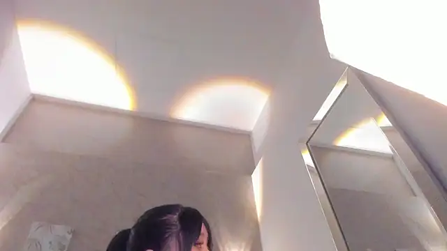 Lunaa bellaa online show from May 2026 08:17:01 PM