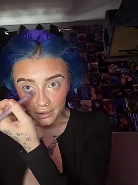 Snapshot of Bluetingx chatting on September 2025 01:35:02 PM Bluetingx online show from September 2025 01:35:02 PM