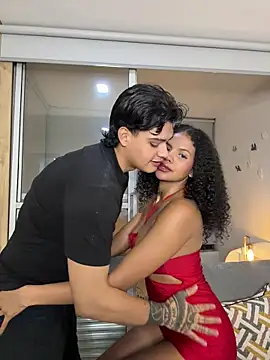 Snapshot of Rose-andres chatting on March 2026 01:33:01 AM Rose-andres online show from March 2026 01:33:01 AM