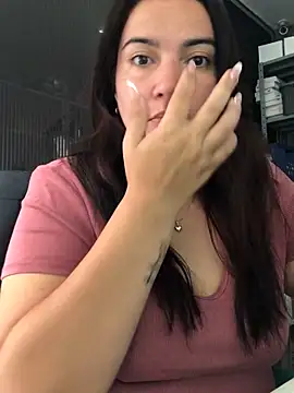 Snapshot of sweetdulcexxx chatting on February 2026 01:44:01 PM sweetdulcexxx online show from February 2026 01:44:01 PM