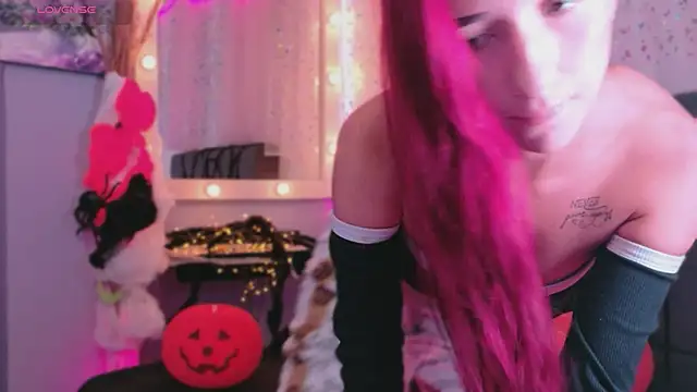 Snapshot of NataliaPrada_s chatting on October 2025 05:13:02 PM NataliaPrada s online show from October 2025 05:13:02 PM