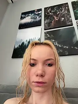 AliceFrost online show from May 2026 09:04:02 AM