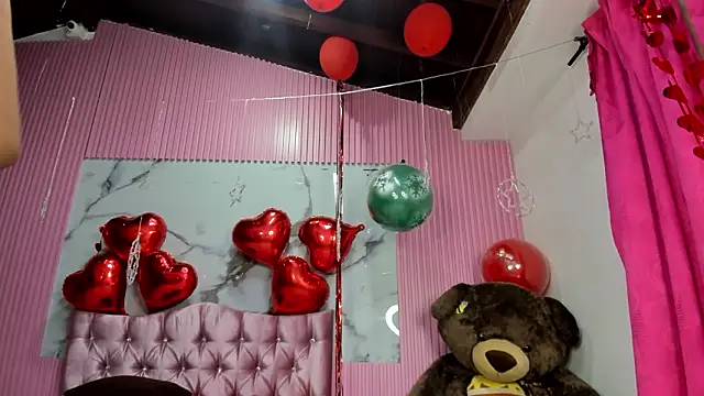 Snapshot of Mindy_19 chatting on March 2026 11:00:02 PM Mindy 19 online show from March 2026 11:00:02 PM