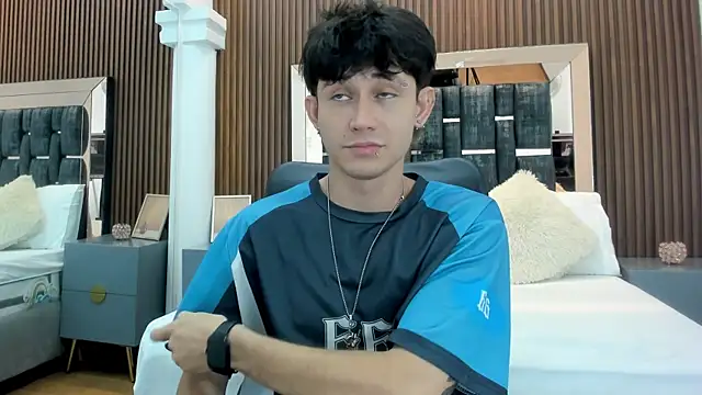 Michael blue online show from March 2026 07:31:02 PM