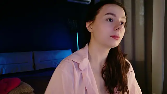 Snapshot of Di_na_Bell chatting on August 2026 05:54:02 AM Di na Bell online show from August 2026 05:54:02 AM