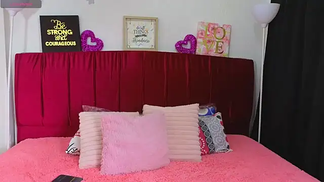 cuteeimy online show from June 2026 07:34:02 PM