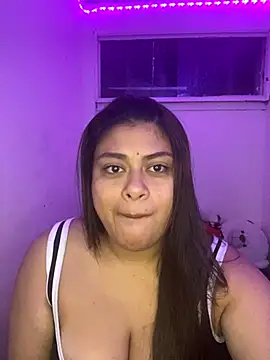 Snapshot of NattashaMore_0719 chatting on September 2025 05:09:02 AM NattashaMore 0719 online show from September 2025 05:09:02 AM