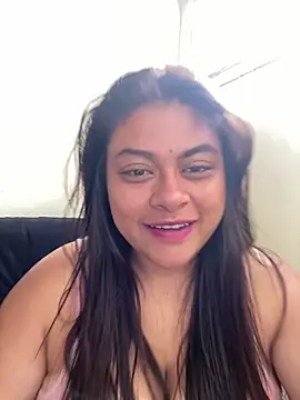 Snapshot of NattashaMore_0719 chatting on November 2025 01:33:02 PM NattashaMore 0719 online show from November 2025 01:33:02 PM