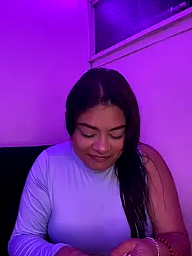 Snapshot of NattashaMore_0719 chatting on November 2025 01:04:02 AM NattashaMore 0719 online show from November 2025 01:04:02 AM