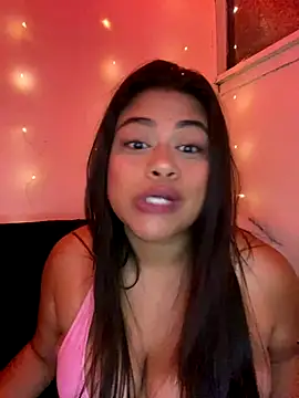 Snapshot of NattashaMore_0719 chatting on December 2025 12:49:02 AM NattashaMore 0719 online show from December 2025 12:49:02 AM