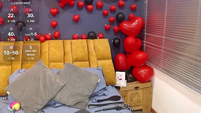 Snapshot of KendraaSimons chatting on February 2026 08:29:02 PM KendraaSimons online show from February 2026 08:29:02 PM