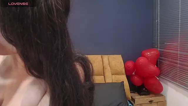 Snapshot of KendraaSimons chatting on March 2026 08:04:02 PM KendraaSimons online show from March 2026 08:04:02 PM