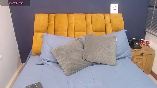 Snapshot of KendraaSimons chatting on March 2026 08:04:02 PM KendraaSimons online show from March 2026 08:04:02 PM