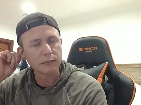 TroyDieselXXX online show from April 2026 06:24:02 PM